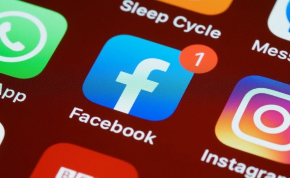 La mirada del editor: ¿WhatsApp, Facebook e Instagram deben separarse?