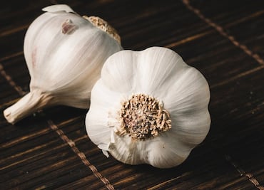 ¿Cuántos ajos por día se deben consumir para prevenir el cáncer de próstata, según una experta en nutrición?