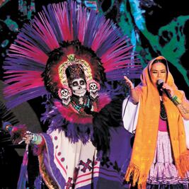 Lila Downs cierra encuentro de culturas populares en Querétaro