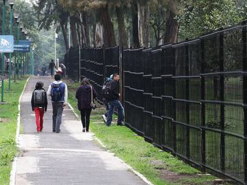 UNAM reporta 2 heridos de bala por riña en frontón de CU