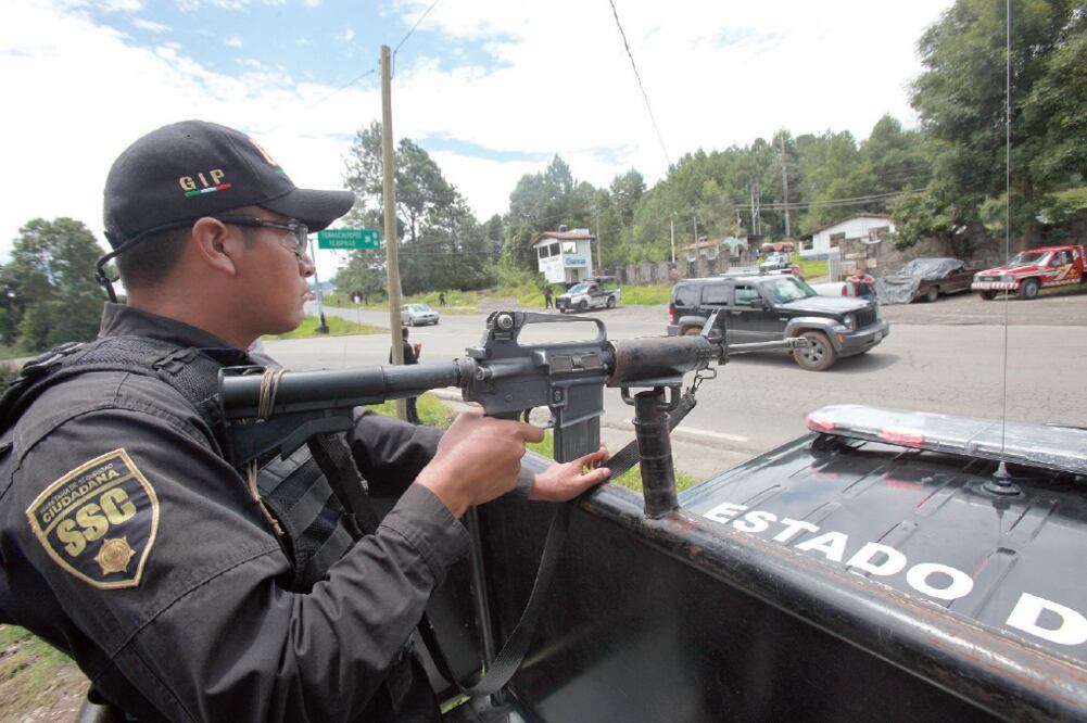 Para frenar la ola de violencia en el estado, militares y la Policía Federal se sumaron a las labores de vigilancia en las zonas de conflicto (ARCHIVO EL UNIVERSAL)