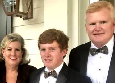 Investigan a abogado de EU que planeó su asesinato para que su hijo cobrara su seguro de vida