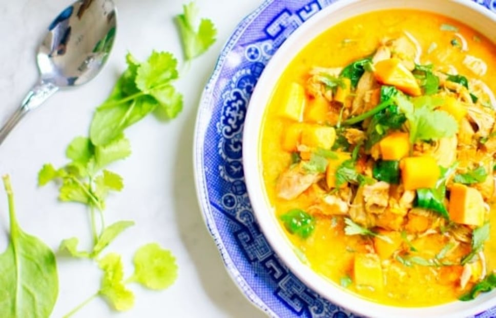 ¿Cuánto tiempo debes hervir el caldo de pollo?