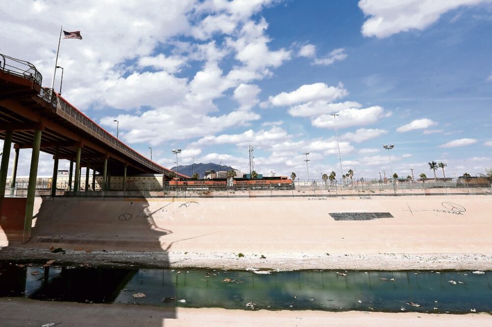 En el Segundo Barrio, la zona de El Paso, Texas, que está pegada a Ciudad Juárez, Chihuahua, la vida ha cambiado desde que empezaron los operativos para detener migrantes (FOTOS: ARIEL OJEDA. EL UNIVERSAL)