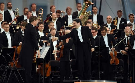 Dudamel y la Filarmónica de Viena entusiasman en Concierto Noche de Verano