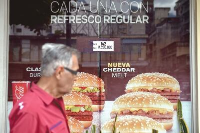 Venezuela sube precios; McDonald’s cierra locales