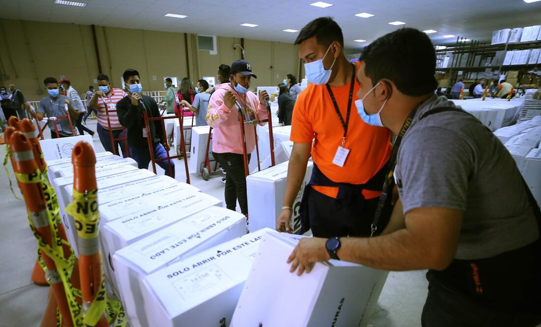 Acusaciones de fraude a menos de un mes de las elecciones en Honduras
Foto: EFE