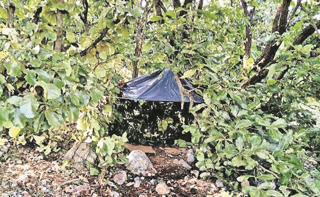 Suma. Van cinco campamentos de entrenamiento del narco desmantelados en 15 días, según la fiscalía estatal. (ESPECIAL)