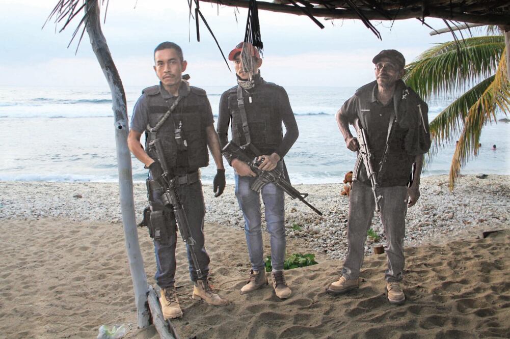 Uno de los lugares preferidos de los jefes de plaza y los políticos a su servicio era un complejo turístico ubicado en la playa de la comunidad de La Placita, según las autodefensas. (UBALDO GARIBAY)