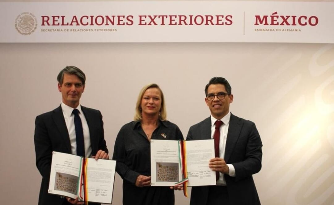 A través de la Embajada de México en ese país se realizó un acto de entrega-recepción, realizado en las instalaciones de la representación que fue encabezado por el embajador Francisco Quiroga Fernández. Foto: Especial