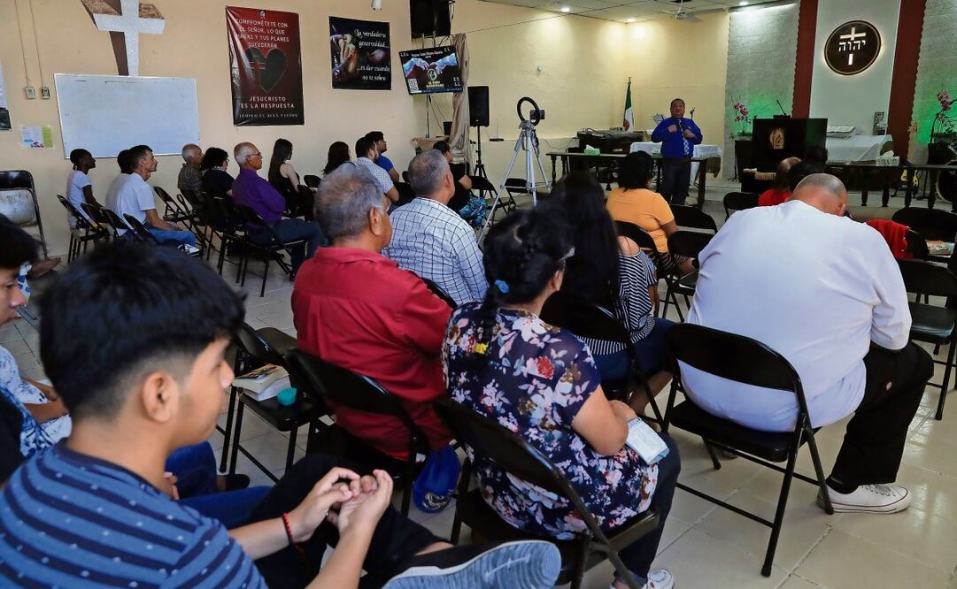 Migrantes en el albergue El Buen Samaritano en Ciudad Juárez, el domingo pasado. Foto: Luis Torres | EFE