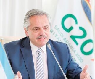 Presidente de Argentina, invitado a Día de la Bandera