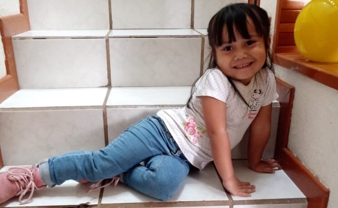 Aunque Fátima disfrutó su primer día de clases bailando y cantando, recibió una llamada de atención por utilizar la palabra "desmadre" / FOTO: Cortesía