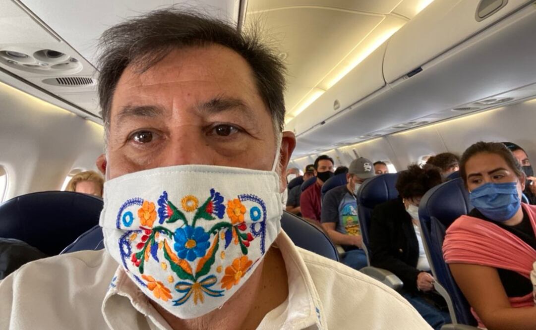 Gerardo Fernández Noroña ha expresado en diversas ocasiones su rechazo al uso de cubrebocas. Foto: Twitter @fernandeznorona