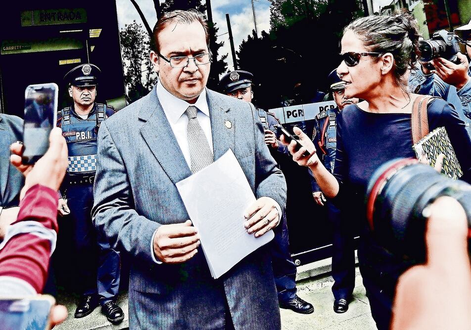 Legisladores dijeron que son preocupantes los casos como el del gobernador de Veracruz