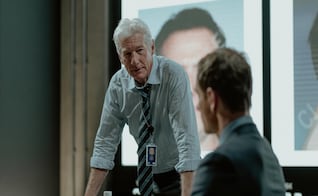 Richard Gere deja atrás al eterno galán; regresa con la segunda temporada de "The Agency"