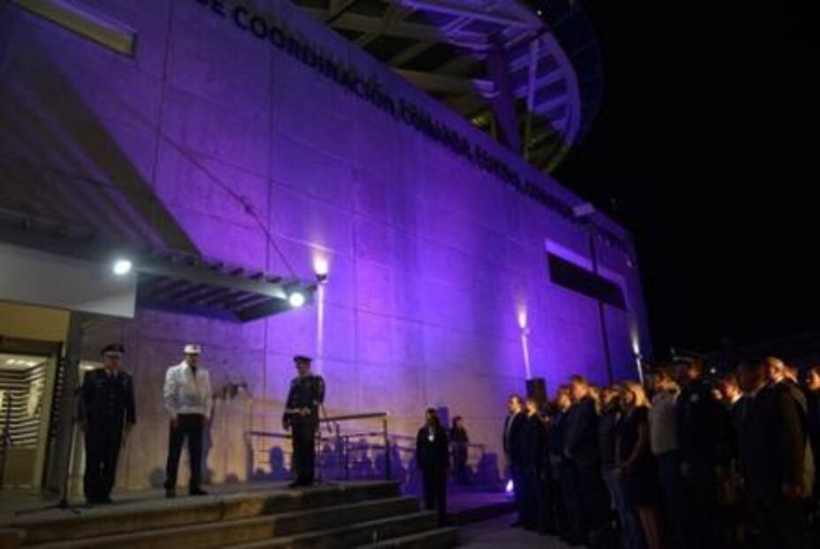 Entregan a Cuauhtémoc Blanco mando de fuerza policial del estado