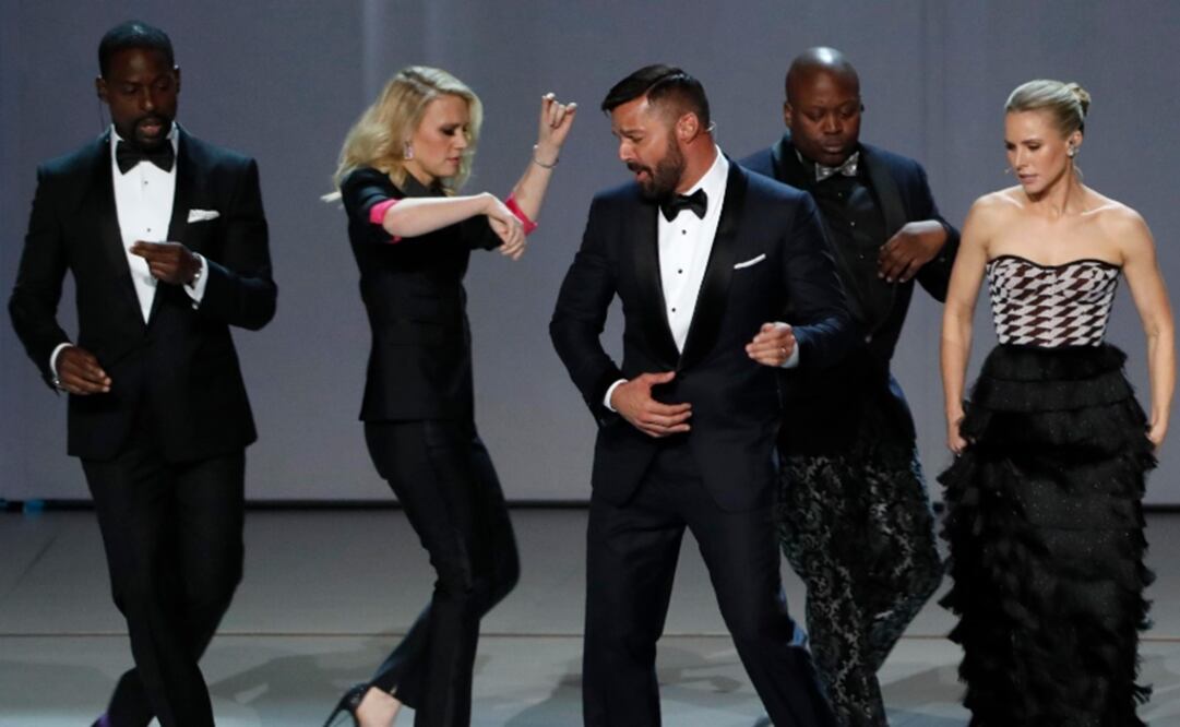 Ricky Martin en el inicio de los Emmy 2018 FOTO: REUTERS