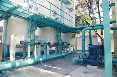 Mancera entrega pozo y planta potabilizadora 