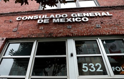 CBS News reporta que EU revisa todos los consulados mexicanos en el país; podría llevar al cierre de algunos