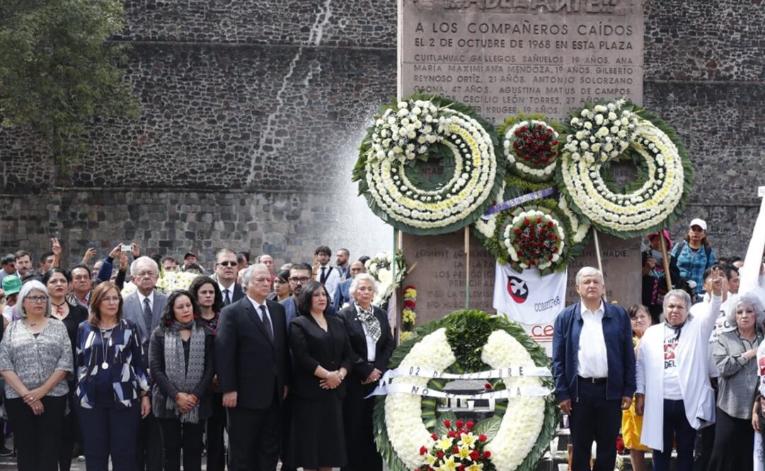 El presidente electo, Andrés Mauel López Obrador, durante la guardia de honor en Tlatelolco. Foto: Yadin Xolalpa/EL UNIVERSAL
