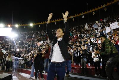 Sheinbaum niega favoritismo en contienda de Morena en la Ciudad de México