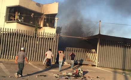 13 heridos, saldo de enfrentamiento por bloqueo en Ixmiquilpan