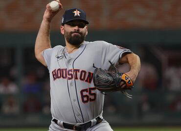 José Urquidy se lleva la victoria con los Astros de Houston contra los Braves