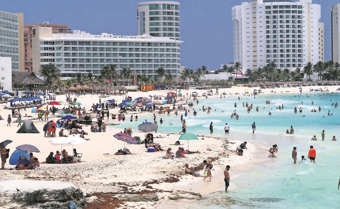 Las actividades relacionadas con los servicios, que aportan ocho de cada 10 pesos del PIB turístico, se elevaron 20.6% de abril a junio. Foto: ARCHIVO/CUARTOSCURO