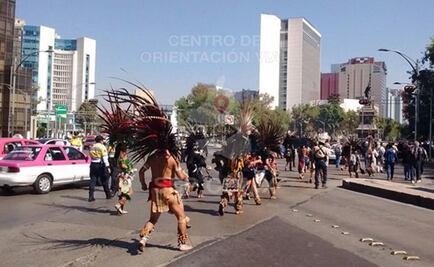 Marcha procedente del Ángel cruza Insurgentes