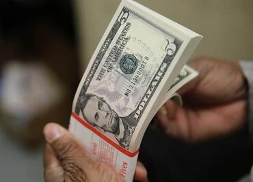 Desaceleración económica de EU pegará más a las remesas que impuesto de 3.5%: expertos; descenso en envío de dinero podría seguir en 2026