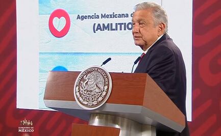 Entre risas, AMLO declina que empresa para explotación del litio se llame "AMLITIO"