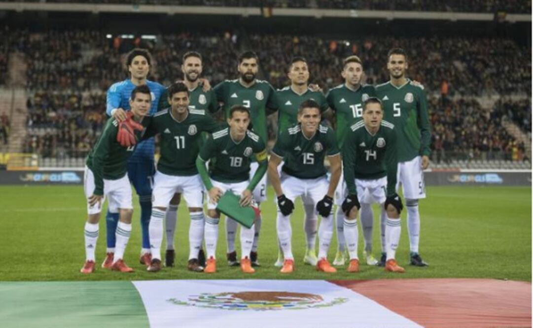 Mexican's national football team players pose for a picture – Photo: Imago7