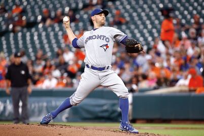 Estrada gana y Osuna salva