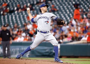 Estrada gana y Osuna salva