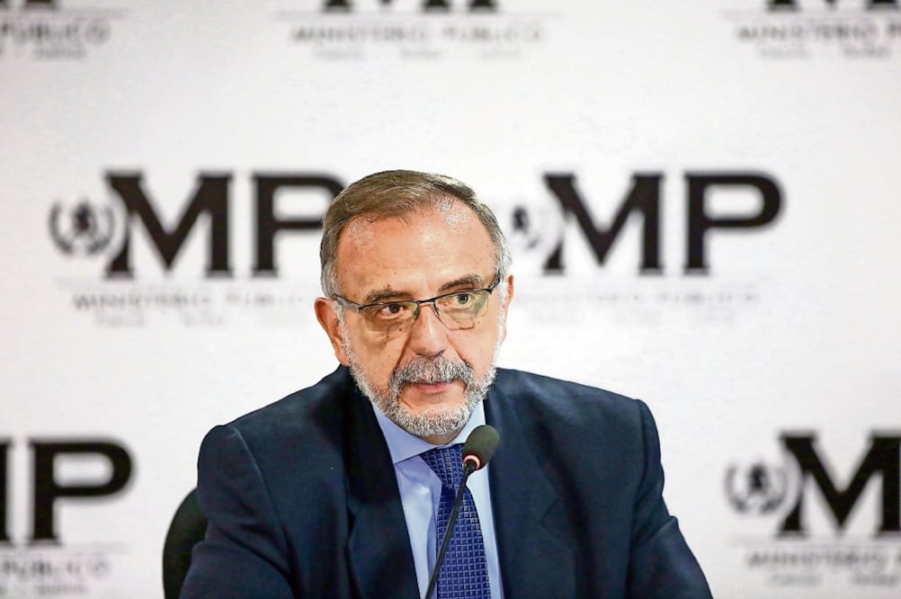 Iván Velásquez, jefe de la CICIG, durante la conferencia en la que reveló la existencia de una red criminal de lavado de dinero en Guatemala (ESTEBAN BIBA. EFE)