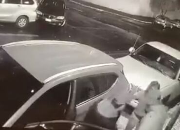 Captan en video robo de una camioneta a mujer en Edomex