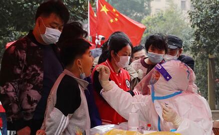 China registra más de 5 mil nuevos casos de Covid, cifra récord desde el inicio de la pandemia 