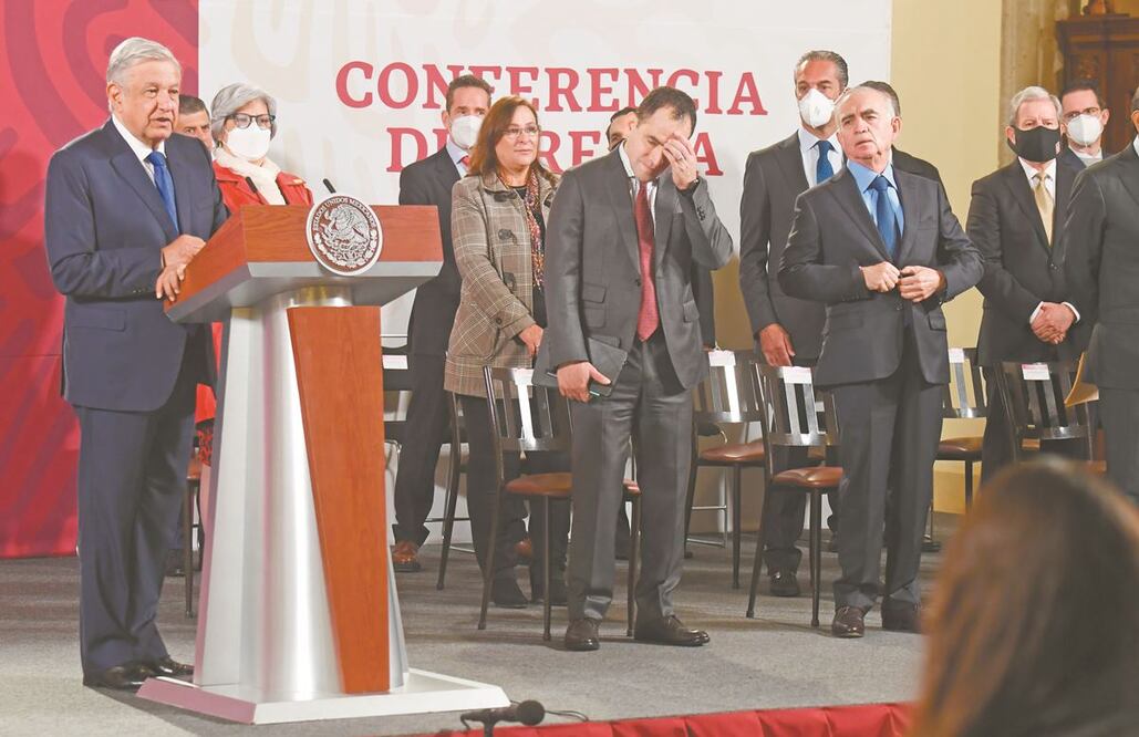 El presidente Andrés Manuel López Obrador precisó que aunque fue electo por seis años, no se quedará si no lo quieren. ARMANDO MARTÍNEZ. EL UNIVERSAL  