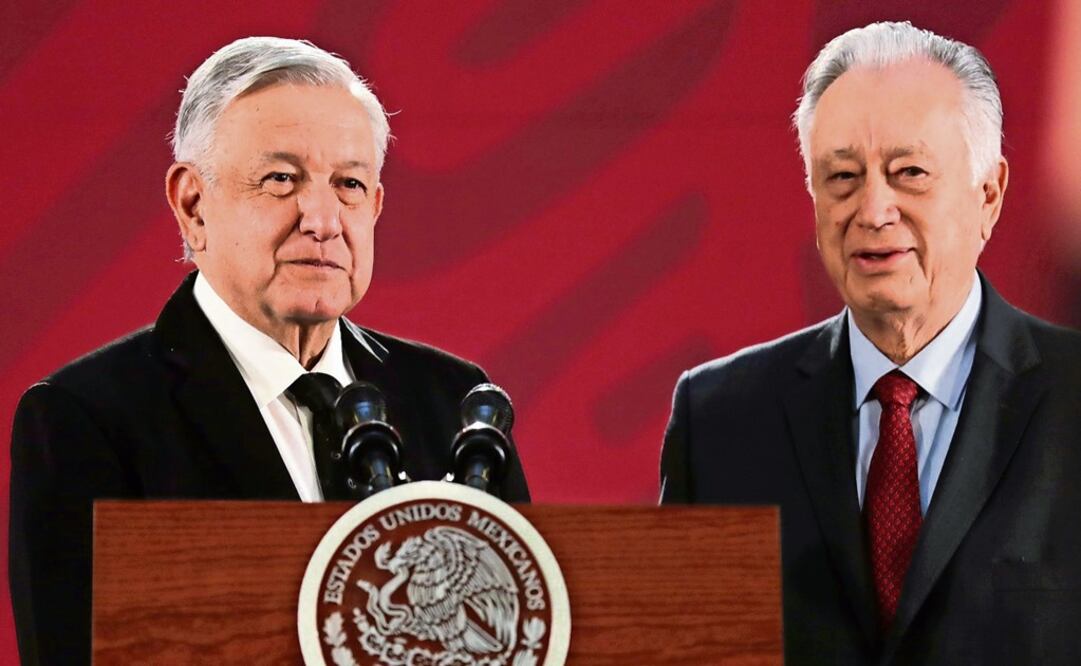 President López Obrador sided with Bartlett after he was accused of hiding his wealth - Photo: File Photo/EFE