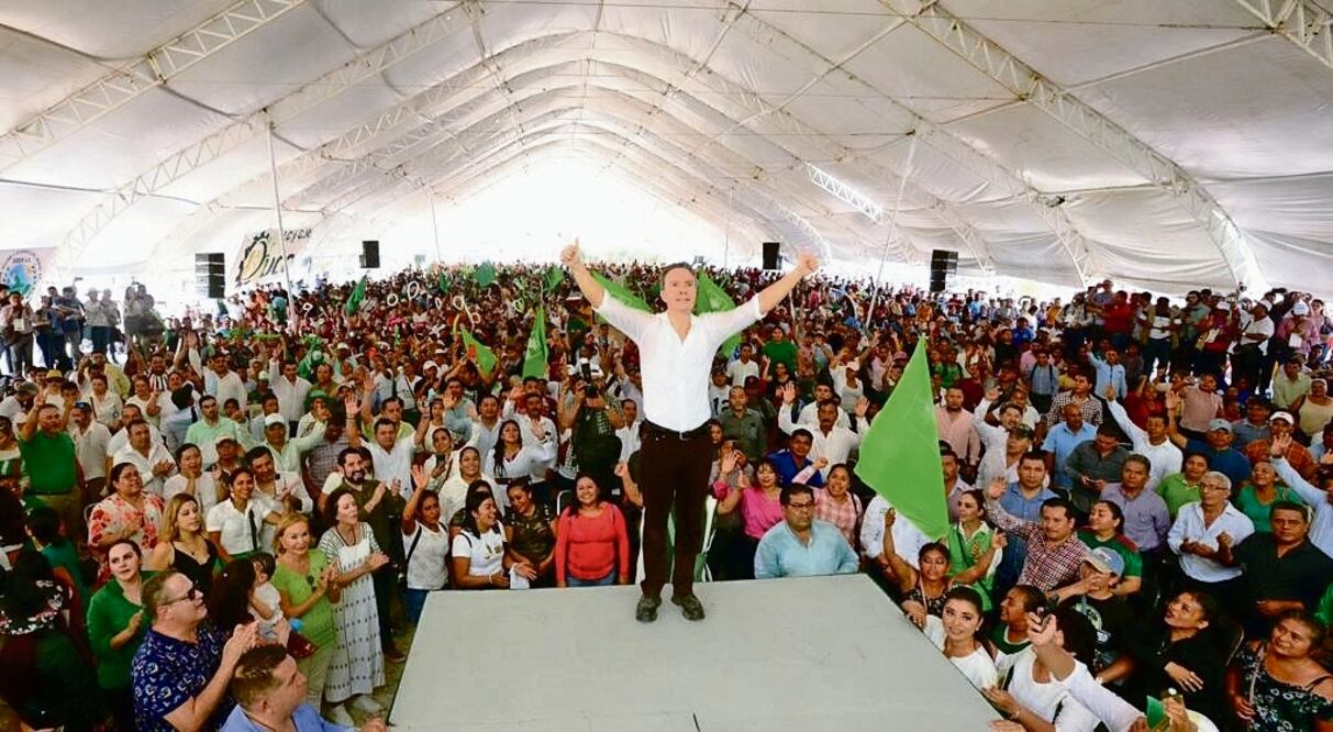 Manuel Velasco Coello reunió a más de 25 mil personas en su asamblea informativa en Palenque, Chiapas. Foto: Especial