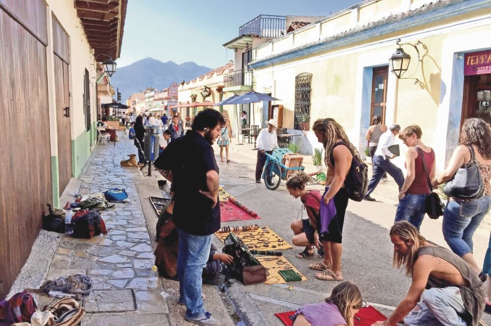 Autoridades locales esperan un aumento en el turismo en San Cristóbal de las Casas; tienen una ocupación registrada de 80% (FREDY M. PÉREZ. EL UNIVERSAL)