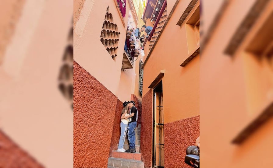 El Callejón del beso y la tradición que no muere