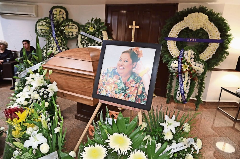 En su honor tuvo lugar una misa con su féretro presente, antecedido por una fotografía de La Bodoquito (BERENICE FREGOSO. EL UNIVERSAL)