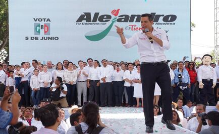 Murat abre campaña con evento masivo en plaza de Oaxaca