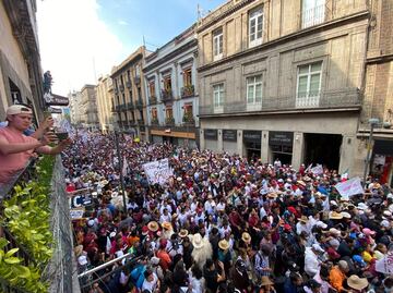 ¿Y la cifra de asistentes de la marcha de AMLO?