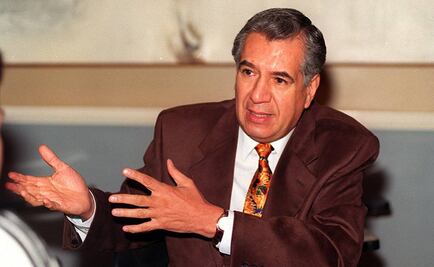 Lotería Nacional rinde homenaje a René Avilés Fabila