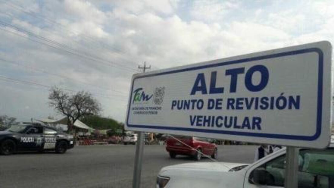 Realizan operativo contra autos ilegales en carretera de Tamaulipas