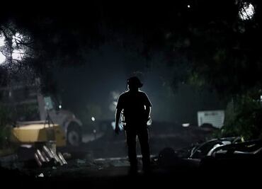 En Turquía rescatistas laboran para hallar a trabajadores atrapados en una mina de oro tras deslave