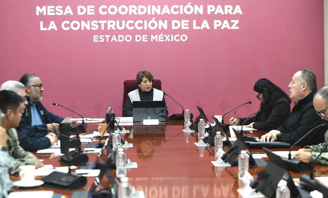 Delfina Gómez Álvarez, gobernadora del Estado de México, encabezó la Mesa de Coordinación para la Construcción de la Paz, en conjunto con la FGJEM y la SSEM. Foto: Especial
